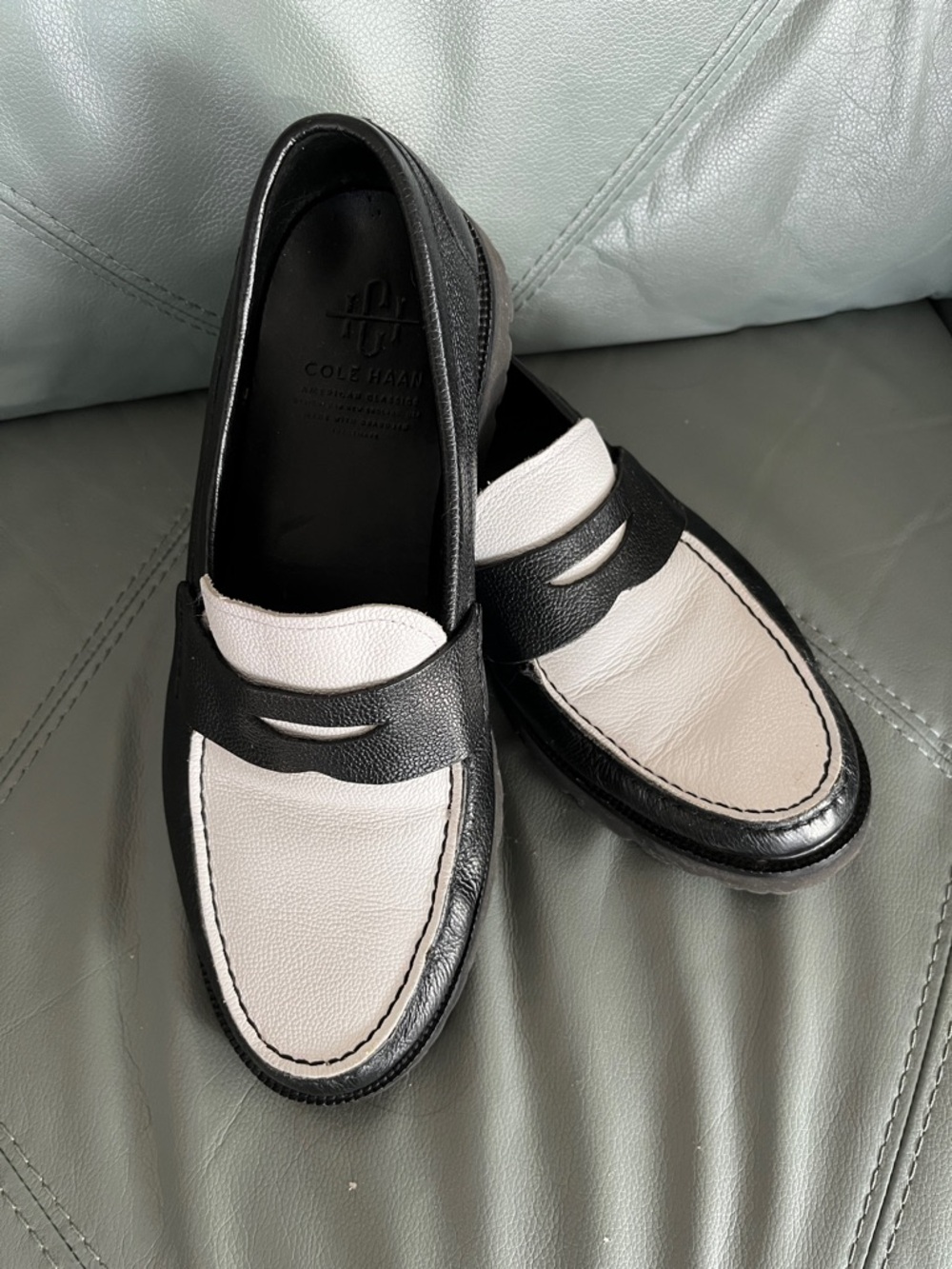 Men’s Cole Haan Black and White Leather Penny Loafers Size 11 M